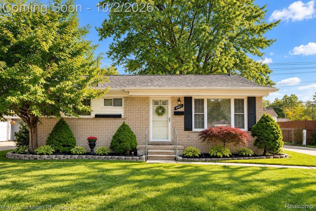 4061 Hayes Street, Wayne
