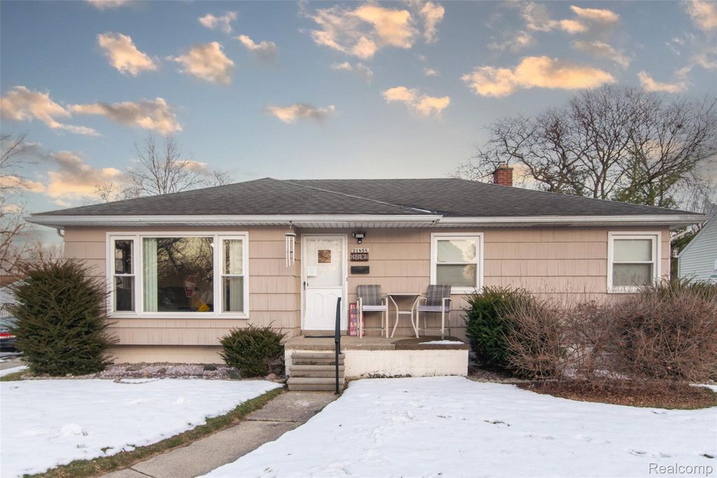 21858 Pleasant Avenue, Eastpointe