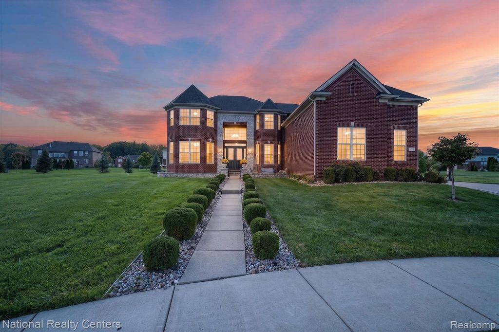 6575 Yates Court, Canton