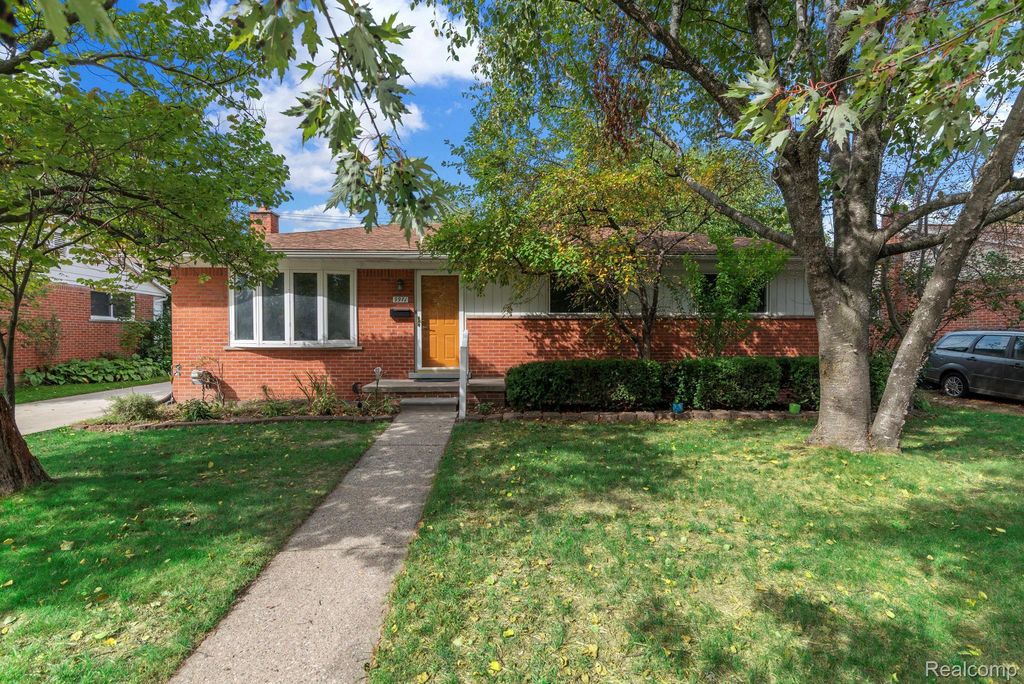 9971 Merriman Road, Livonia