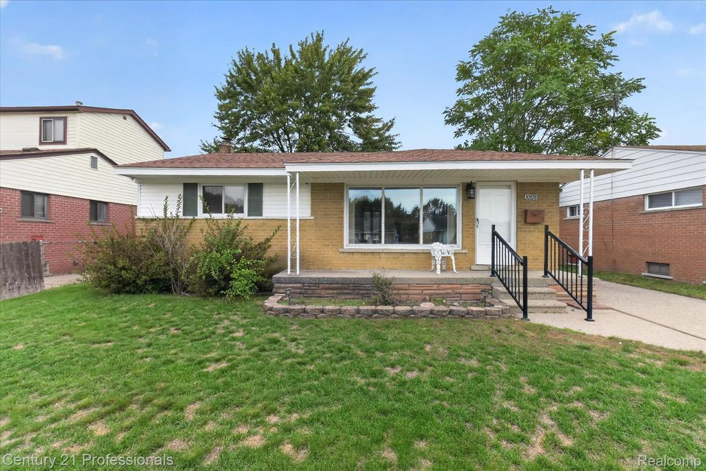 30828 Fernwood Street, Westland