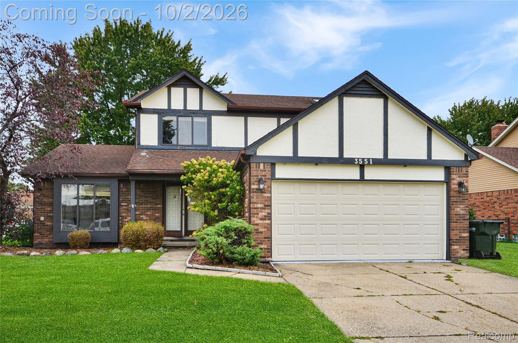 3551 Chippendale Drive, Sterling Heights