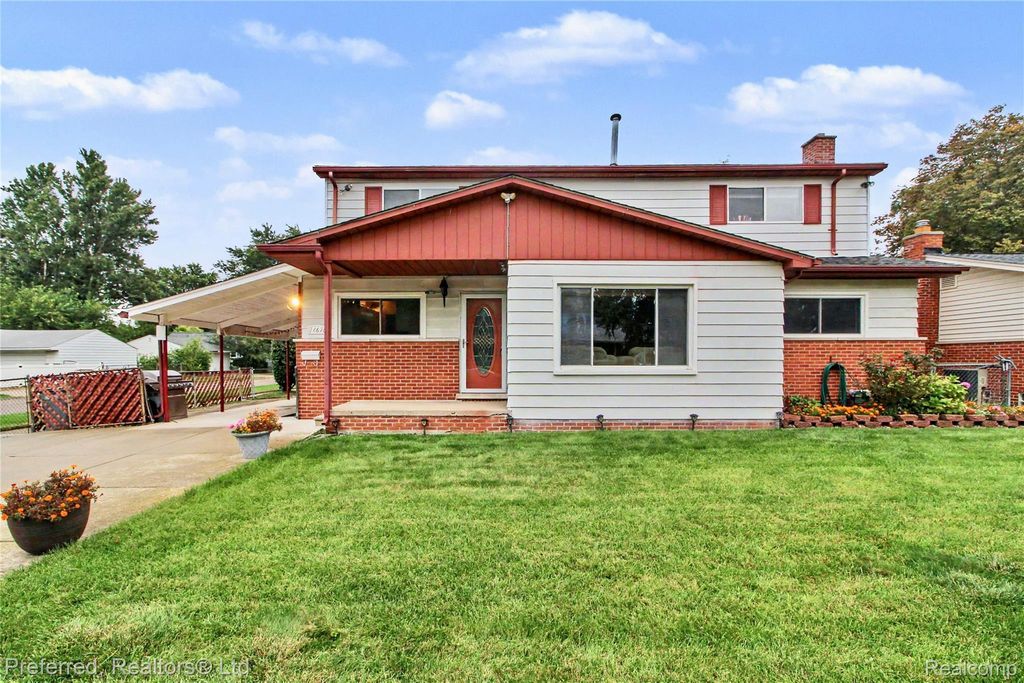 14676 Berwick Street, Livonia