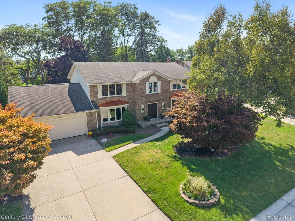 36233 Trenton Court, Farmington Hills