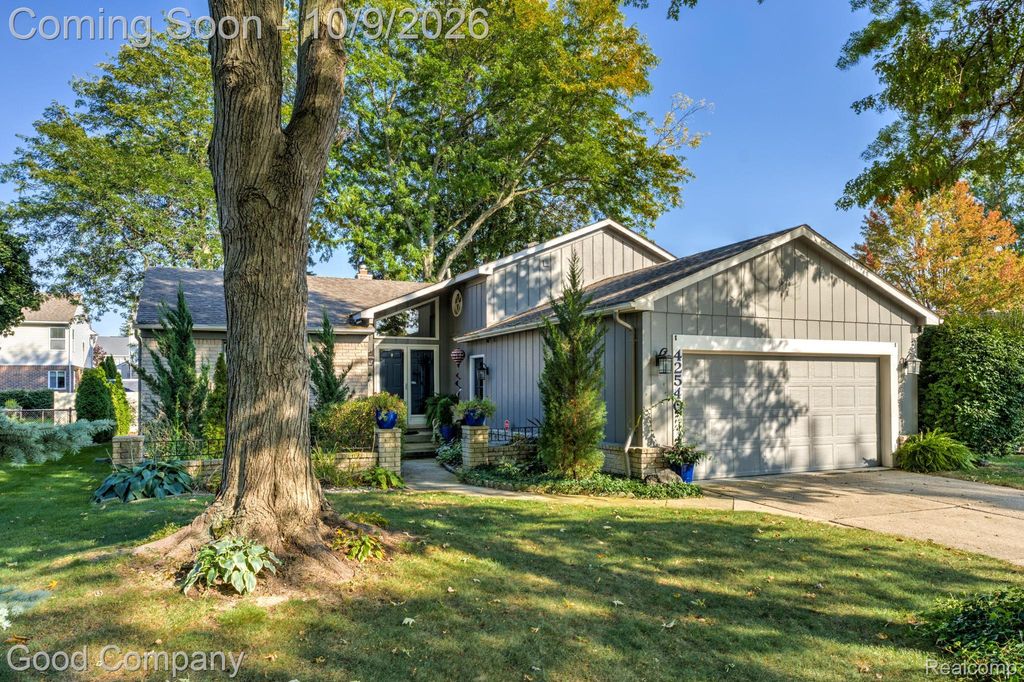 42540 Sycamore Drive, Sterling Heights