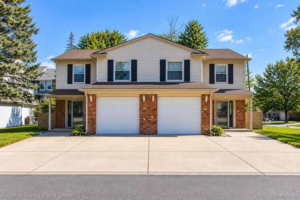 5904 Niles Drive, Troy
