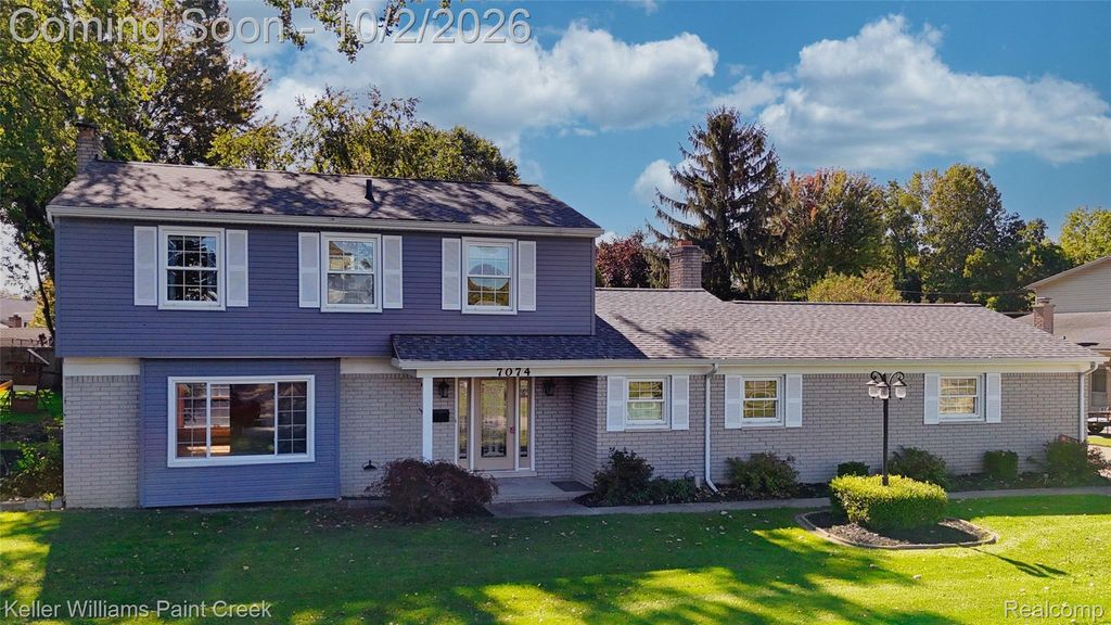 7074 Grenadier Court, Shelby Twp