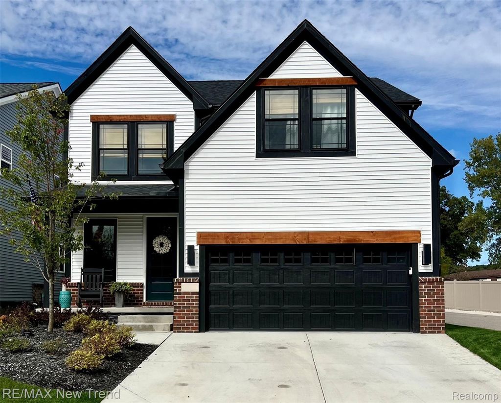 185 Summit View Court, Milford