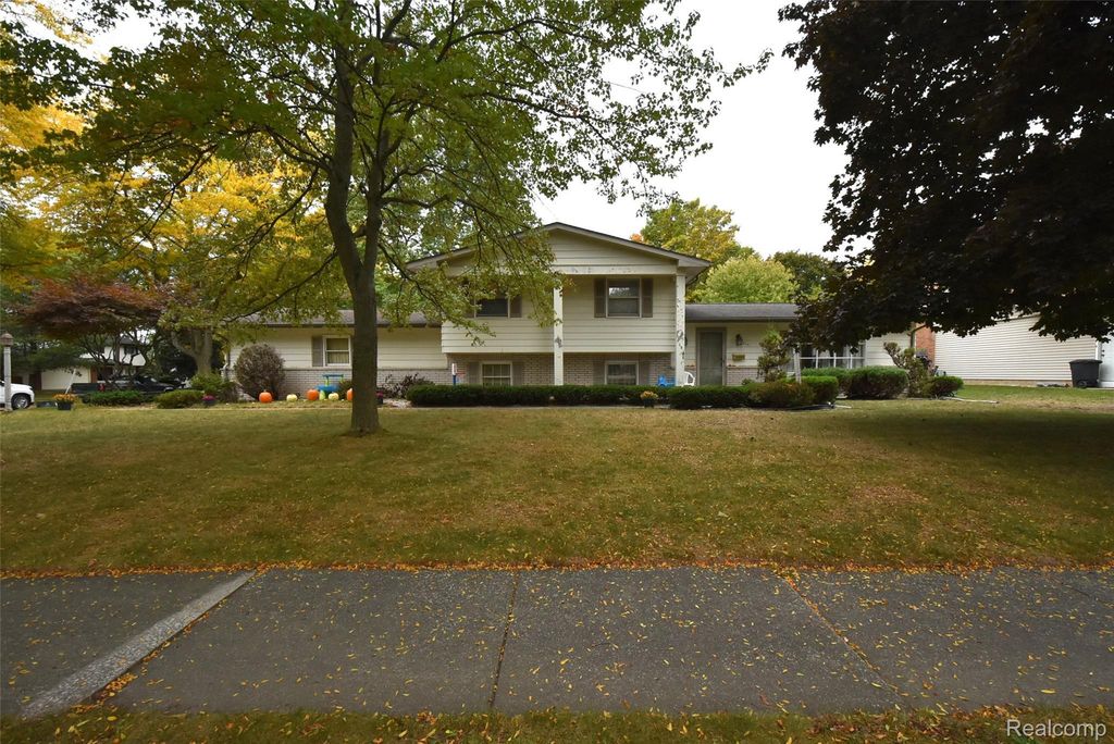 210 Frank Road, Frankenmuth