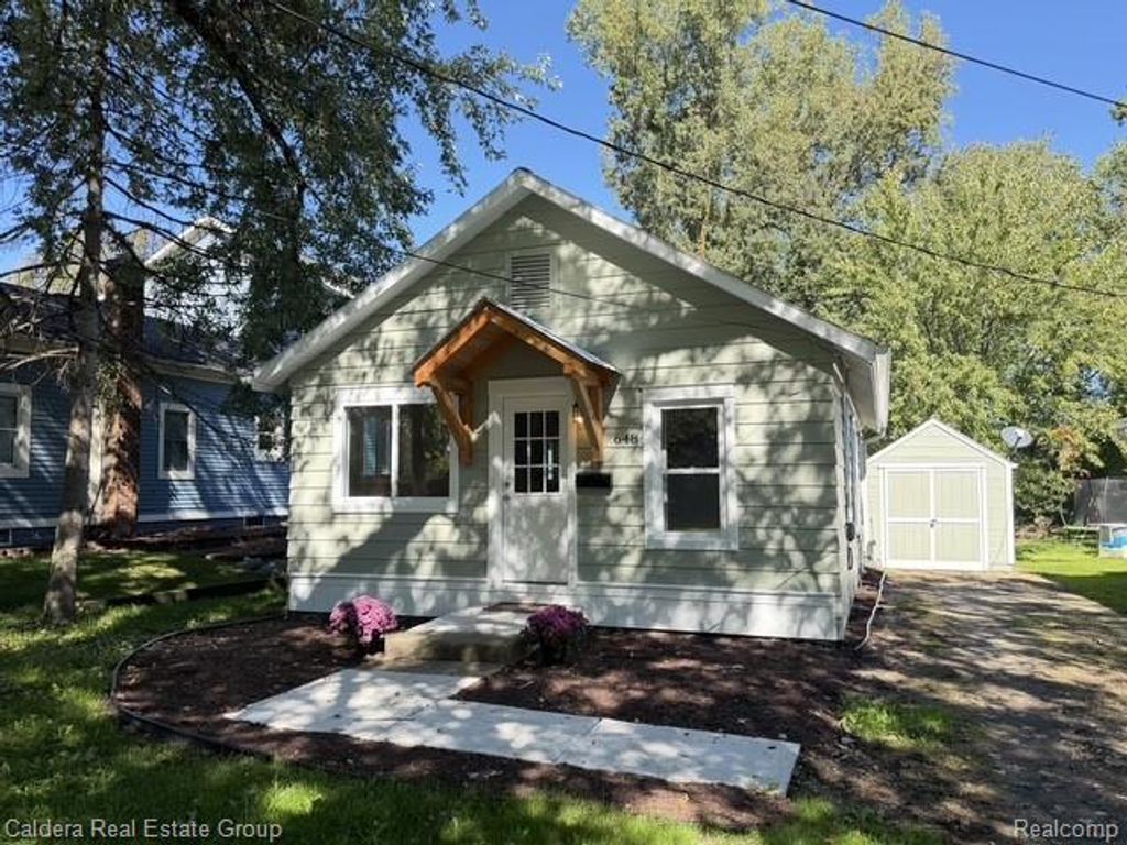 648 W Clinton Street, Howell