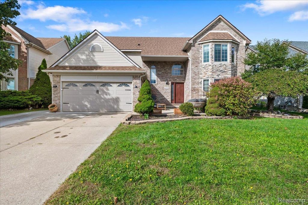 24364 Curtis Drive, Brownstown