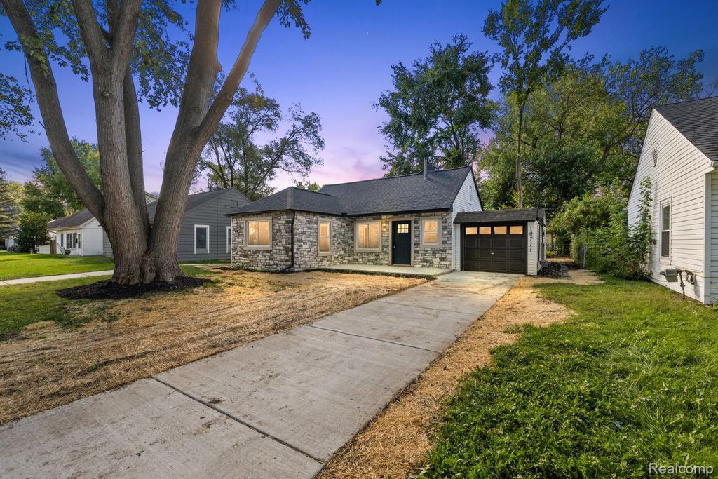 10711 Troy Street, Oak Park