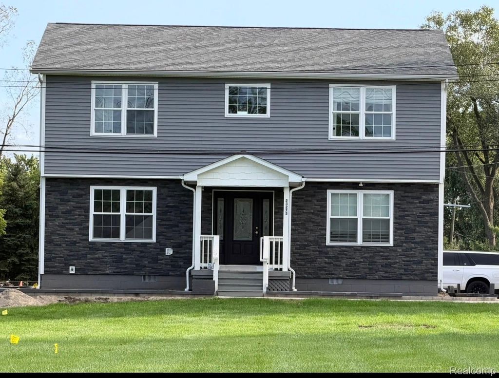 23275 Northline Road, Taylor