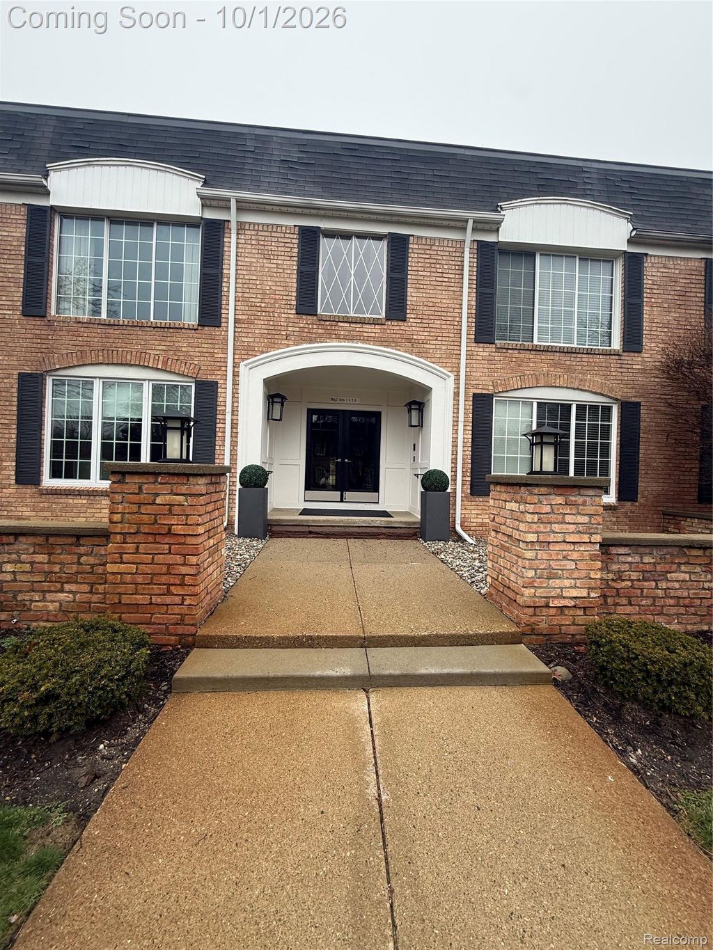 150 E Long Lake Road, Bloomfield Hills
