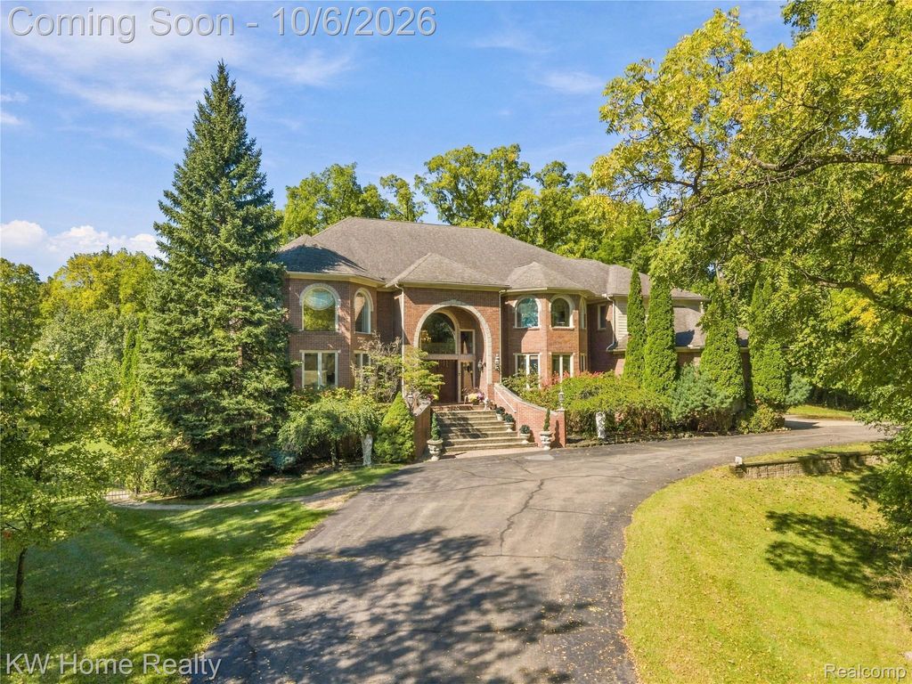 6364 Golden Lane, West Bloomfield charter township