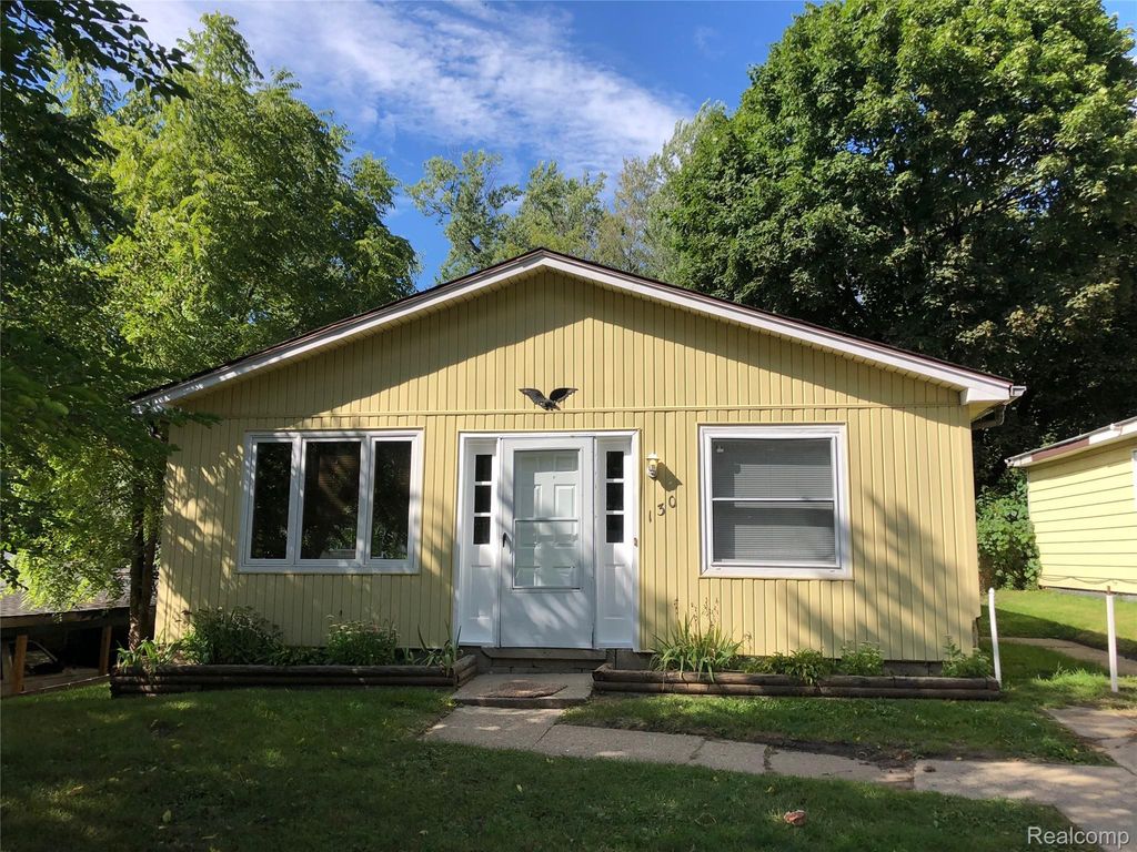 130 Parkdale Avenue, Pontiac