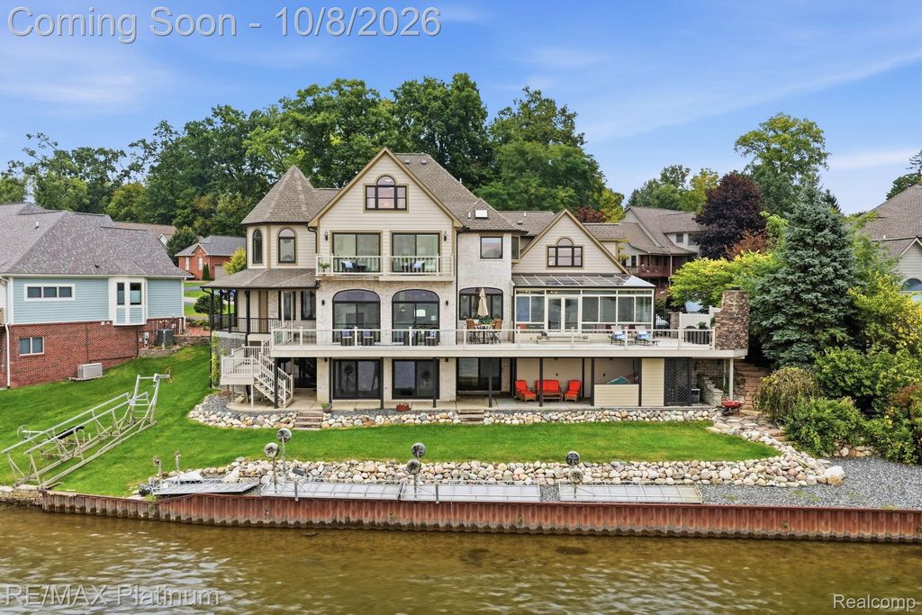 997 Thompson Shore Drive, Howell
