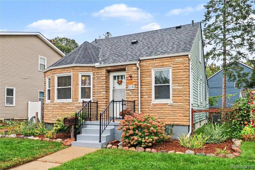 514 Allen Street, Ferndale