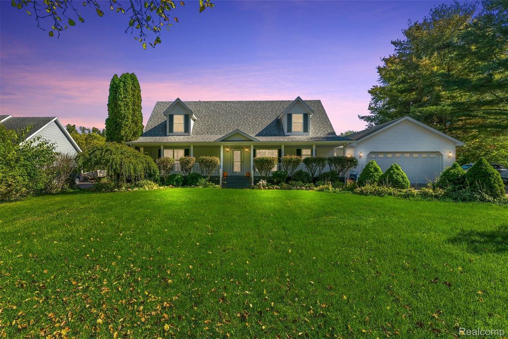 5430 N Gale Road, Davison