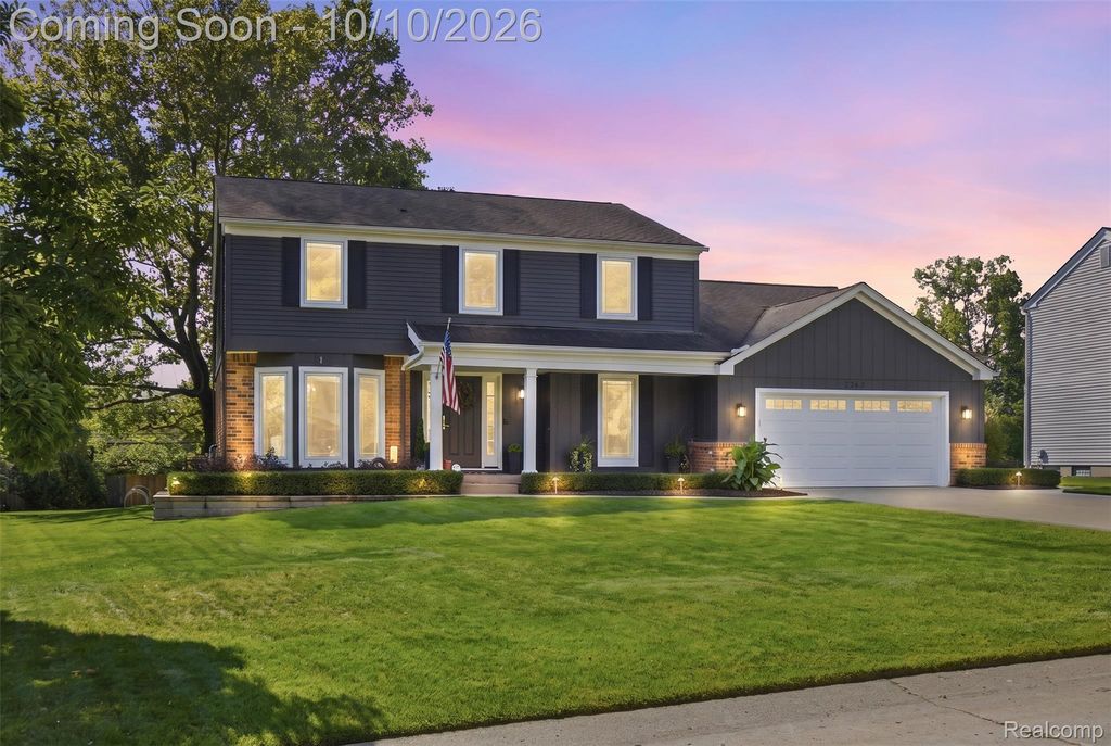 2263 Chippenham, Rochester Hills