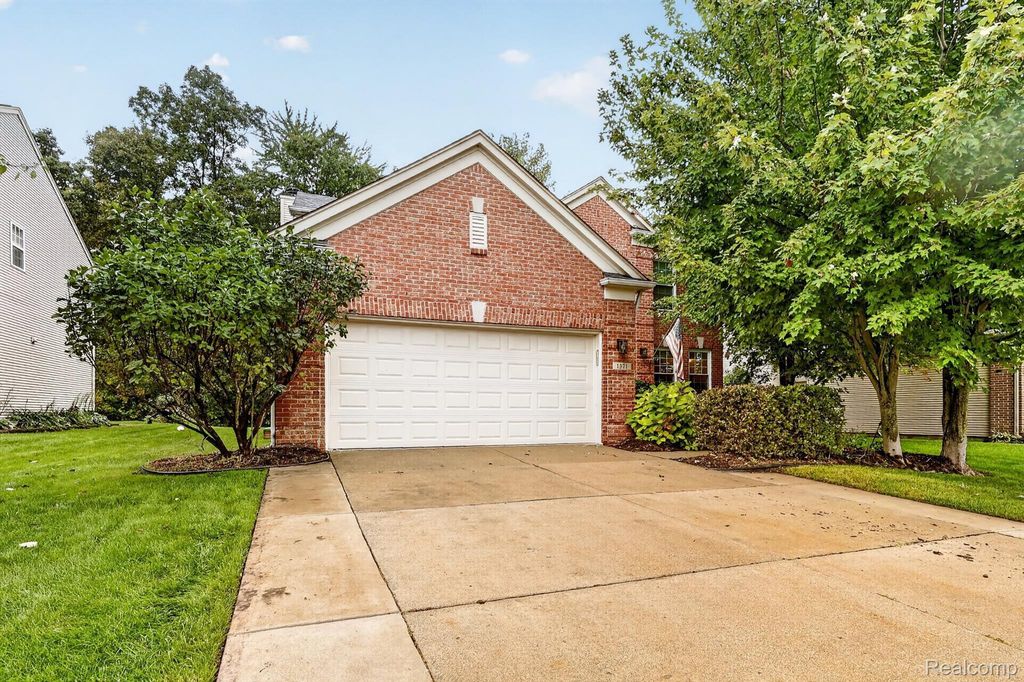 1371 Callaway Court, Howell