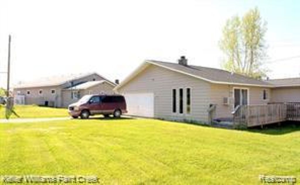 8036 N Clare Avenue, Harrison
