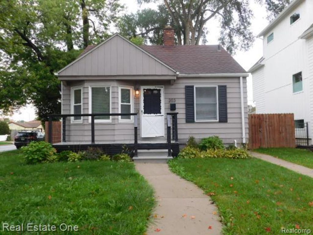 203 S Wilson Avenue, Royal Oak