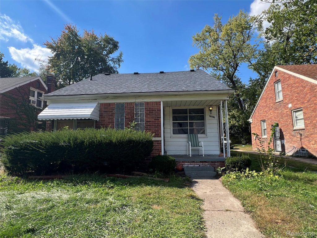 19501 Pierson Street, Detroit