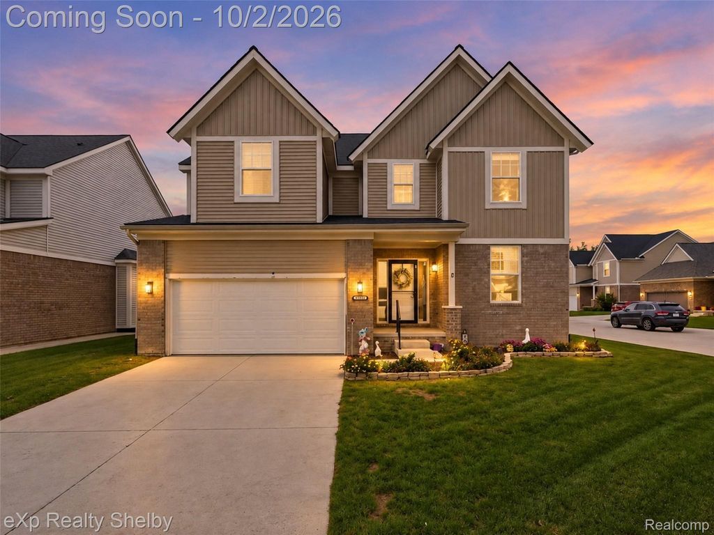 47375 Bayside Circle E, Chesterfield