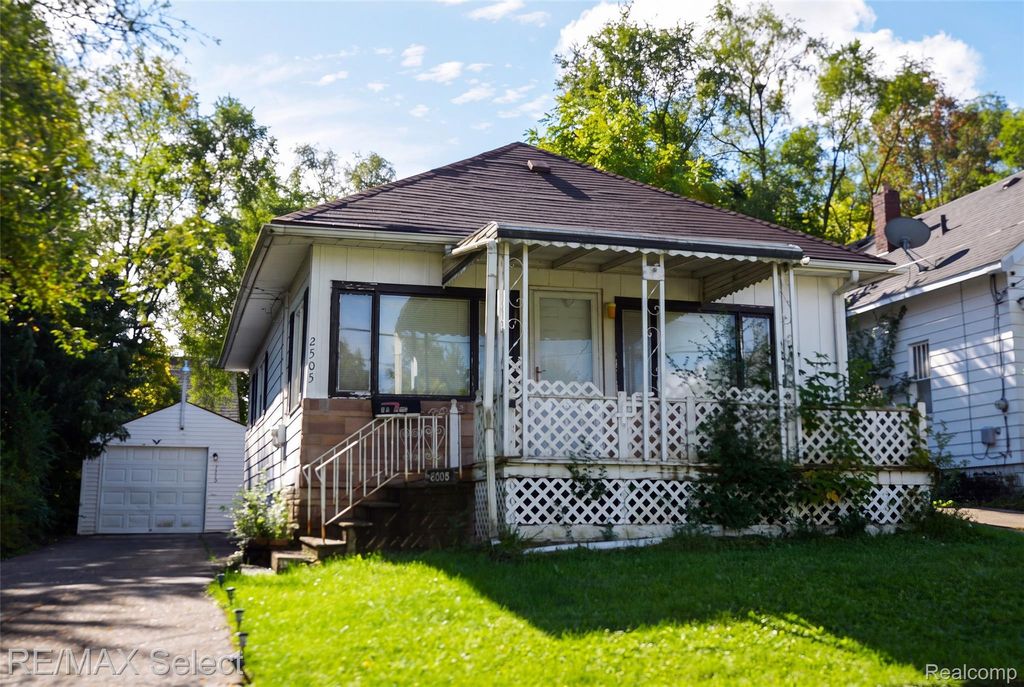 2505 Gibson Street, Flint