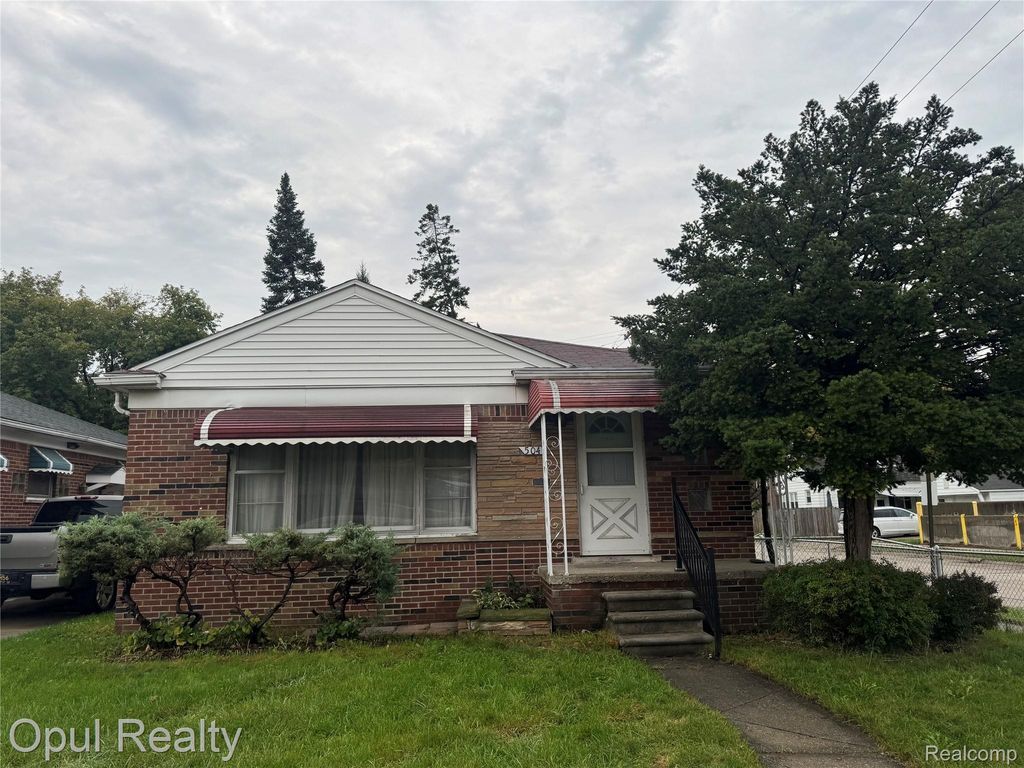 504 E Pearl Avenue, Hazel Park
