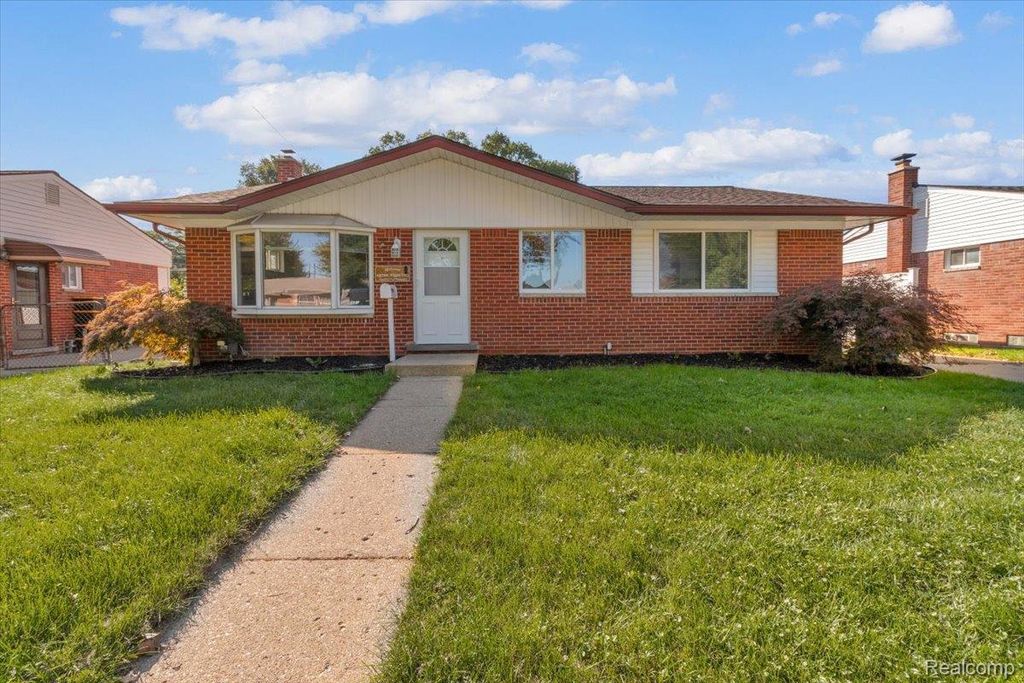 13710 Alger Avenue, Warren