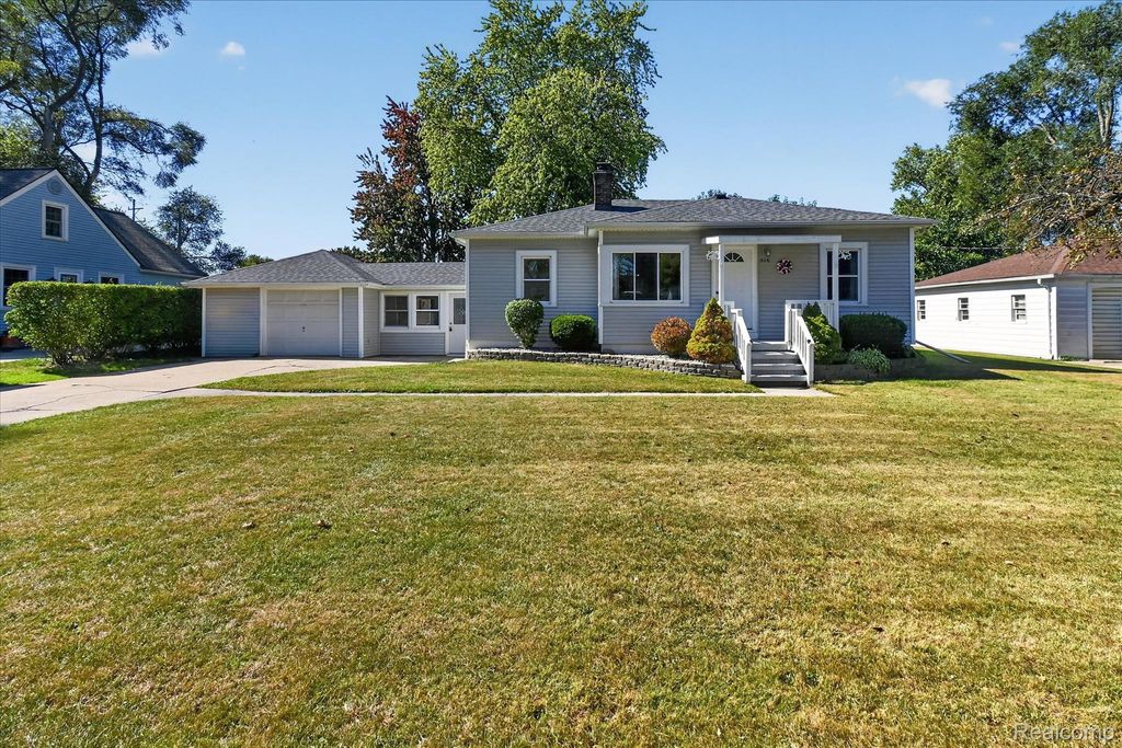 506 S Woodbridge Street, Bay City