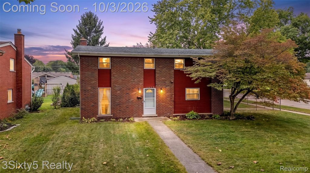19495 Osmus Street, Livonia