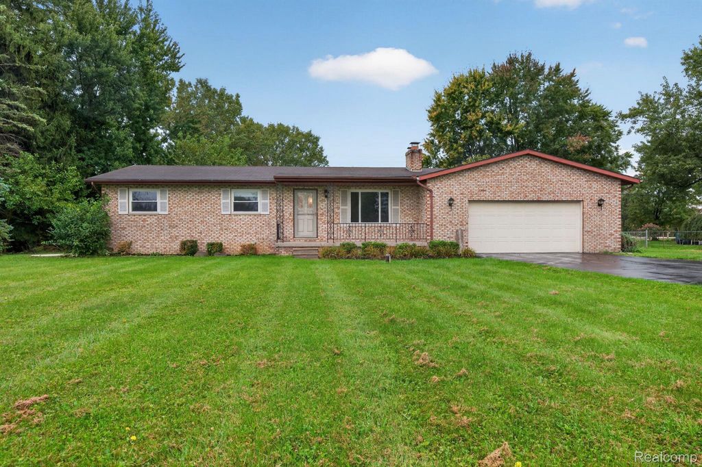 11025 Miller Road, Swartz Creek