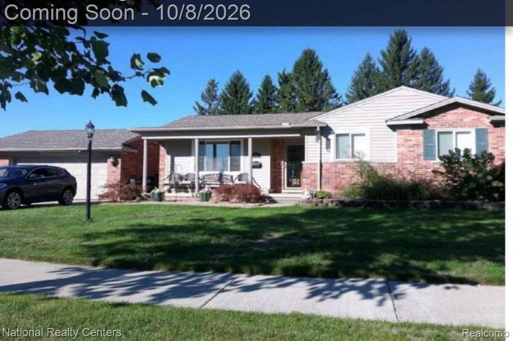 17115 Stamwich Street, Livonia