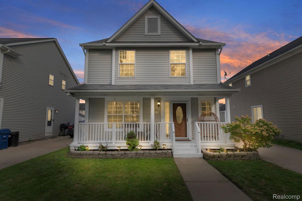 19338 Delaware Avenue, Redford