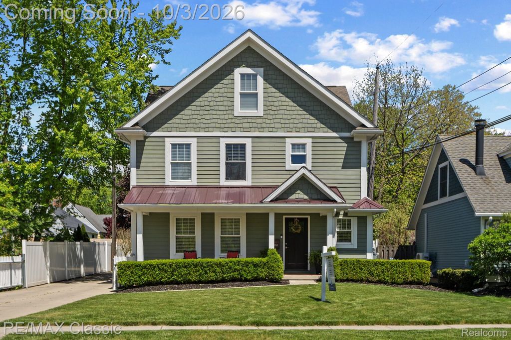 450 Fairbrook Street, Northville