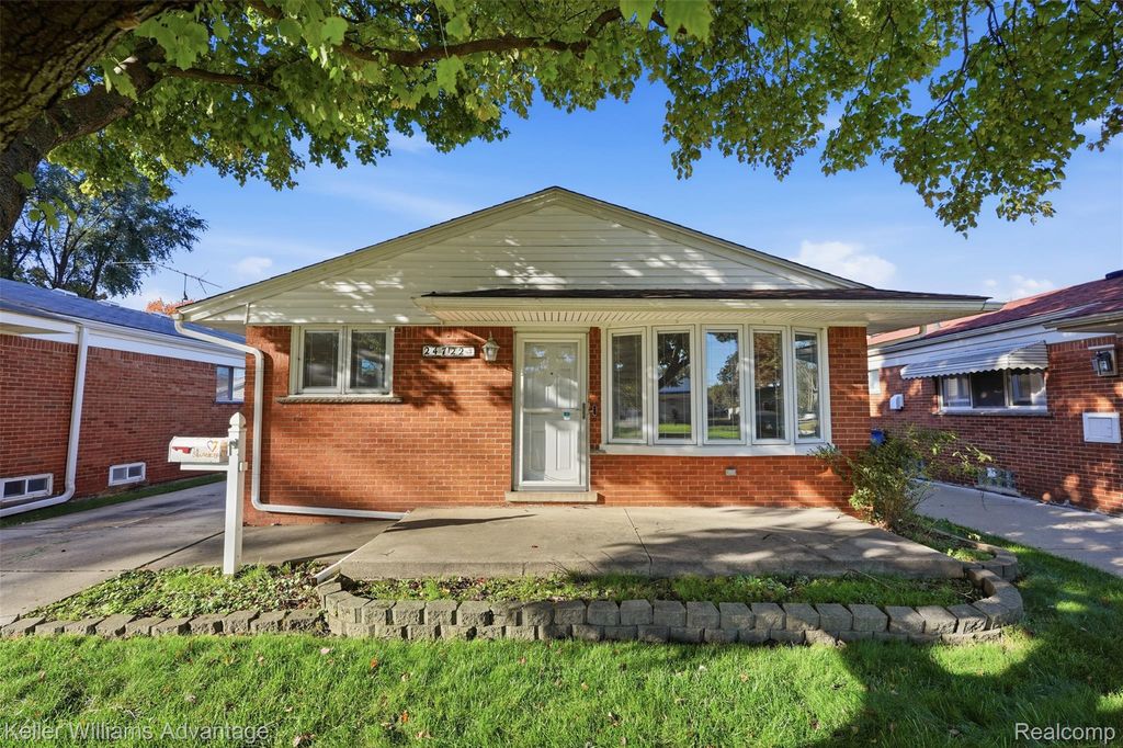 24722 Hass Street, Dearborn Heights