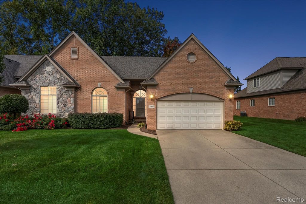 51817 Stoneridge Drive, Shelby Twp