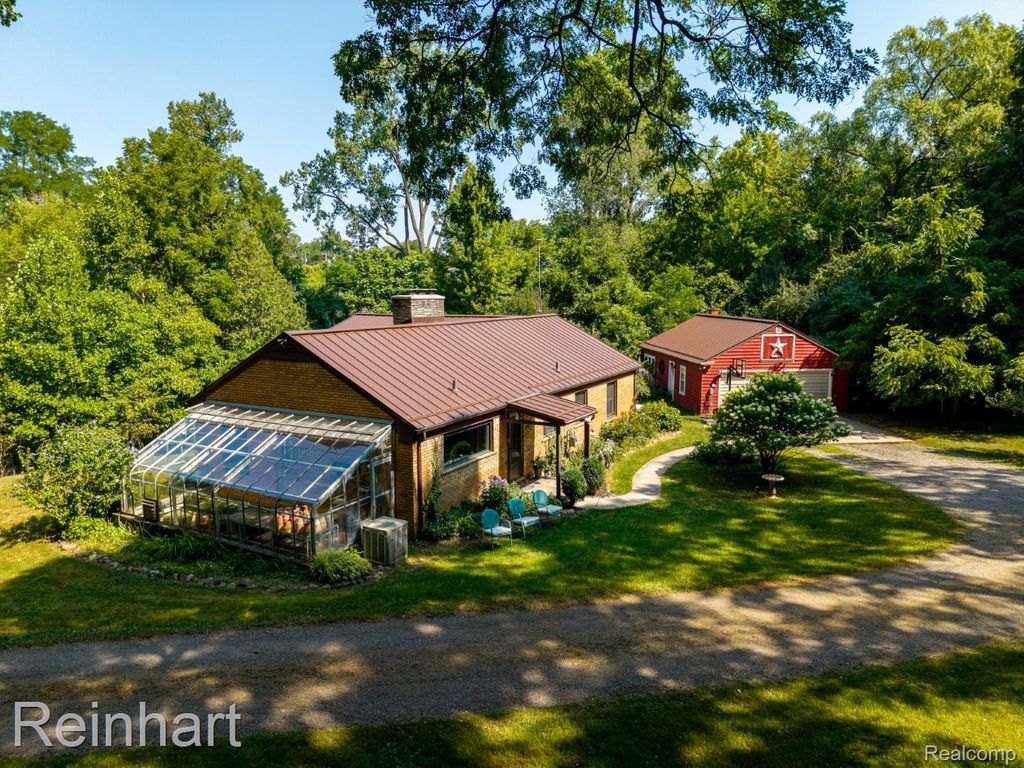 16460 Franklin Road, Northville