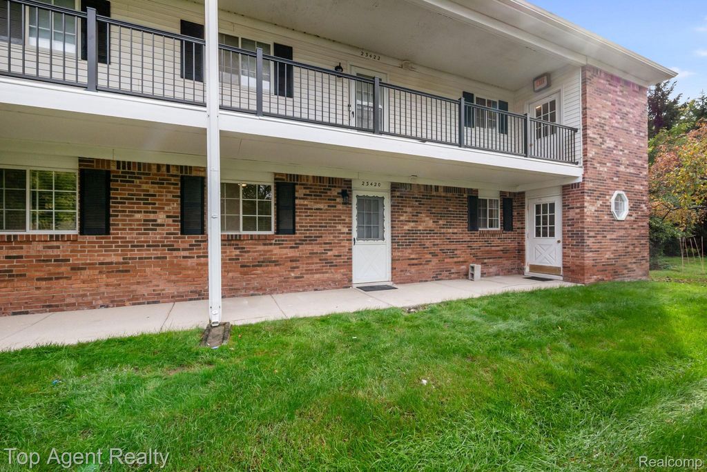 23420 Middlebelt Road, Farmington Hills
