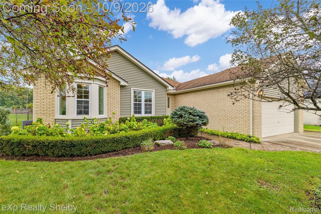53204 Abraham Drive, Macomb
