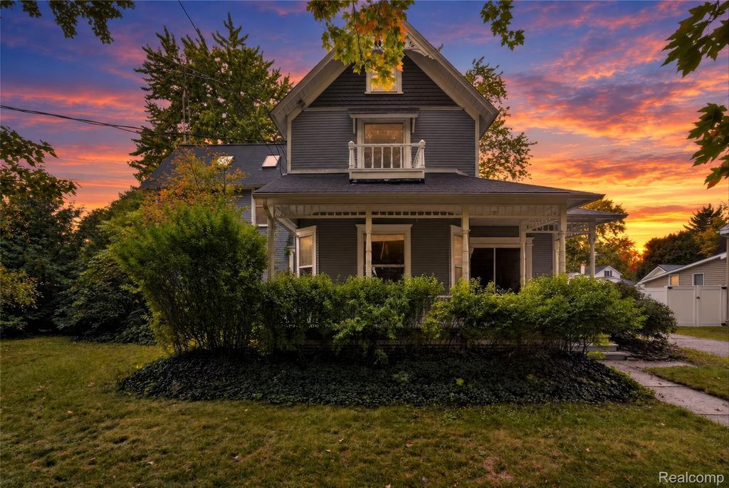 430 S Front Street, Chesaning