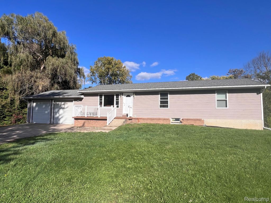 4660 E Lansing Road E, Bancroft
