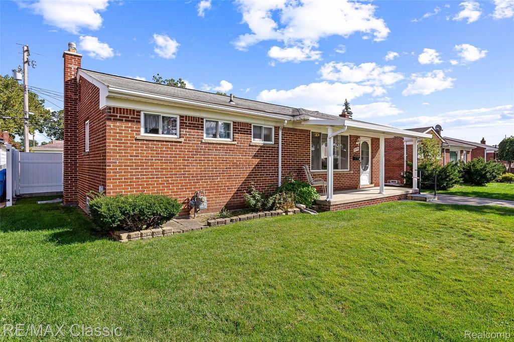 5754 Amboy Street, Dearborn Heights