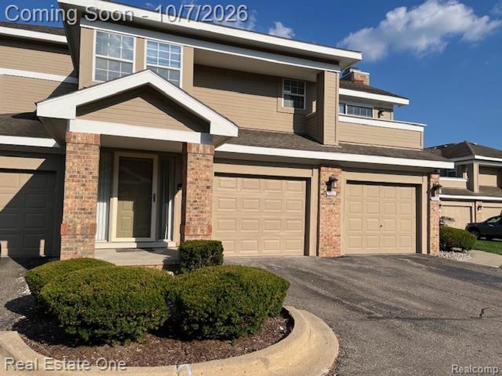 6621 Bellows Court, West Bloomfield charter township