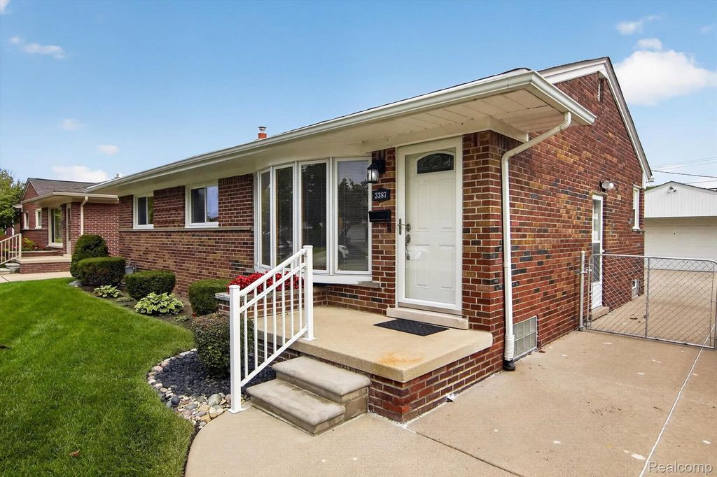 3387 Norwood Drive, Trenton