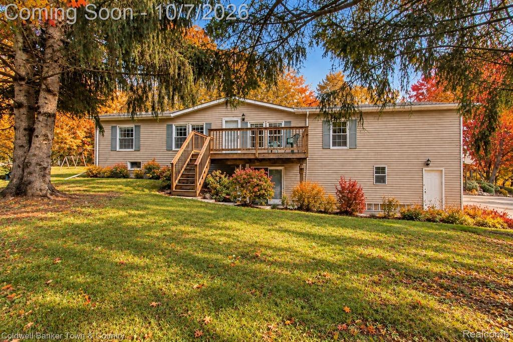 7575 Chilson Road, Pinckney