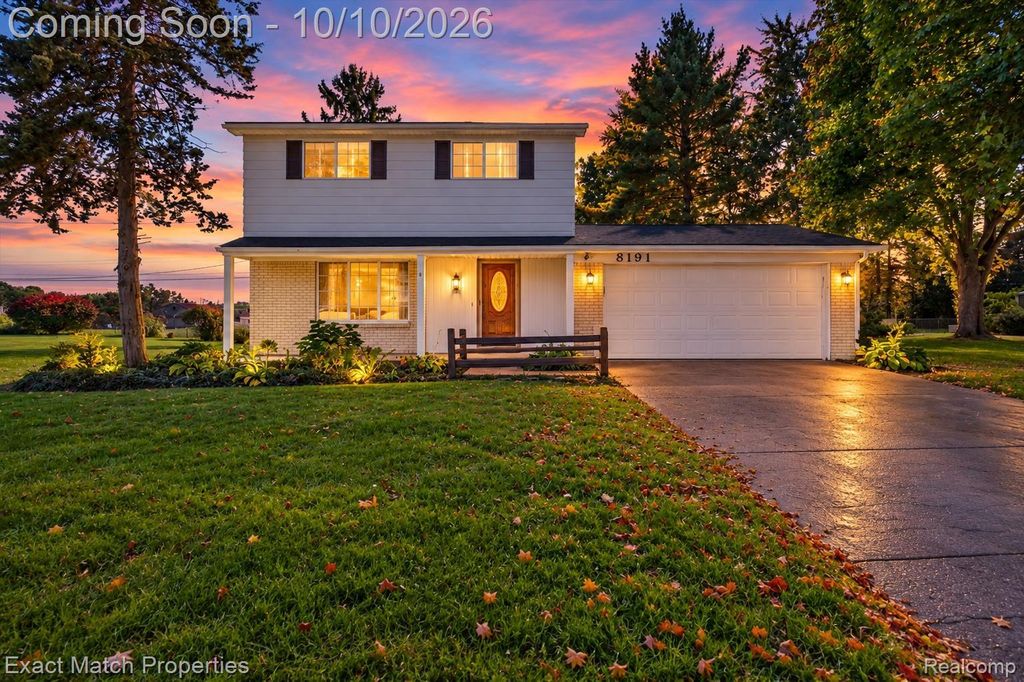 8191 E Huron Court, White Lake charter township